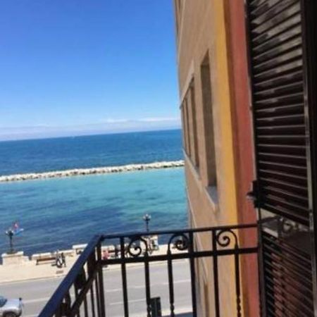 Mariantomare Casa Vacanze Monolocale Lungomare Бари Экстерьер фото