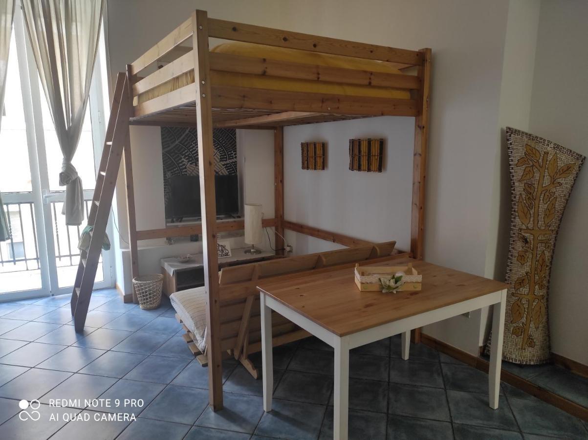 Mariantomare Casa Vacanze Monolocale Lungomare Бари Экстерьер фото
